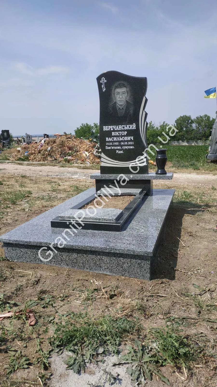 Подвійний пам'ятник з граніту - Кам'янець-Подільський | GranitPodillya